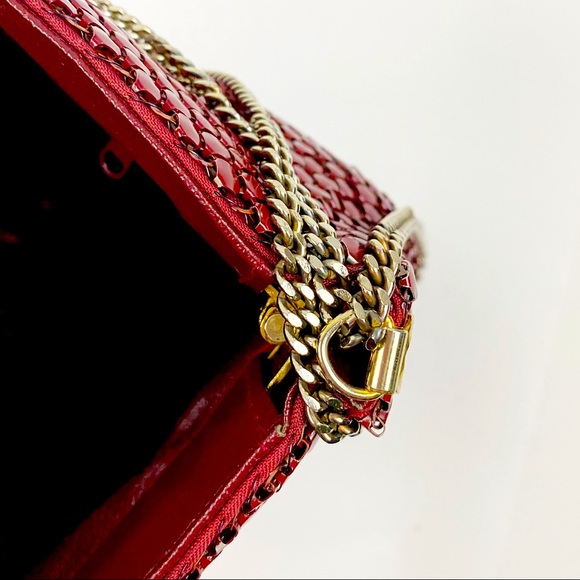 VINTAGE | Wine Metal Purse With Strap | OS - Picture 7 of 9